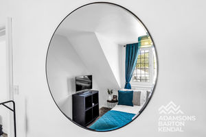 Photo 8- click for photo gallery